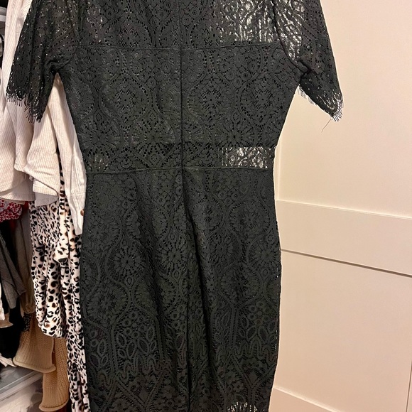 Little black dress! - Picture 4 of 5